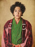 白又敦扮する徳次。