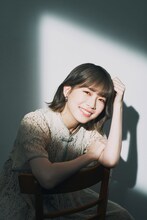 藤波役の青山吉能。