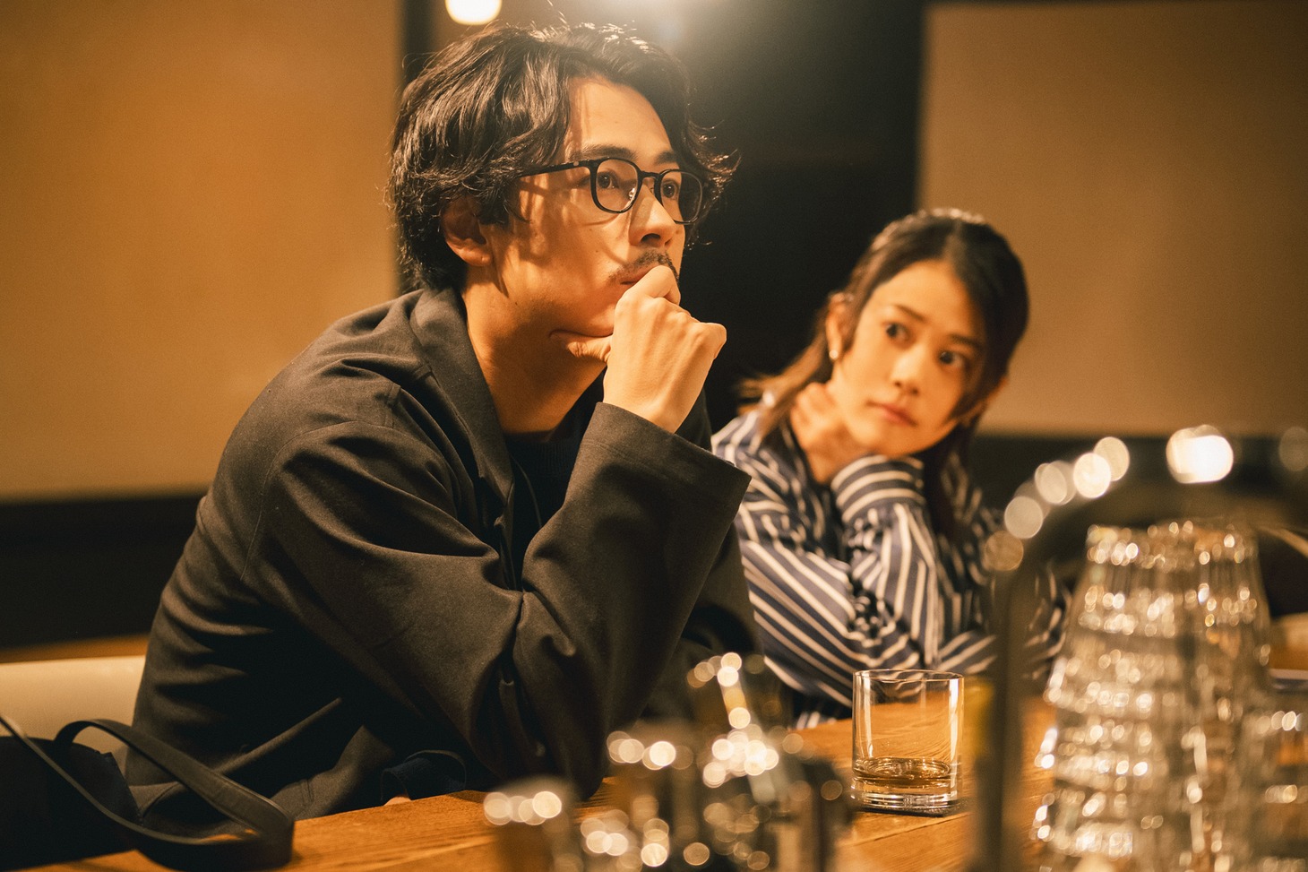 左から成田凌演じる五代敦史、高畑充希演じる相原一子。(c)渡辺ペコ／講談社 (c)murmur Co., Ltd.