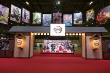 「鬼滅祭」展示エリアの様子。(c)吾峠呼世晴／集英社・アニプレックス・ufotable