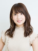 桃井真珠役の大久保瑠美。