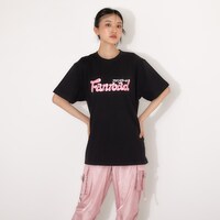 Tシャツの着用イメージ。