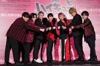 「劇場版ハイキュー!! ゴミ捨て場の決戦」公開御礼音駒舞台挨拶の様子。左か池田恭祐
、横田成吾、石井マーク、梶裕貴、立花慎之介、星野貴紀、澤田龍一。