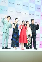 映画「きみの色」製作報告会の様子。