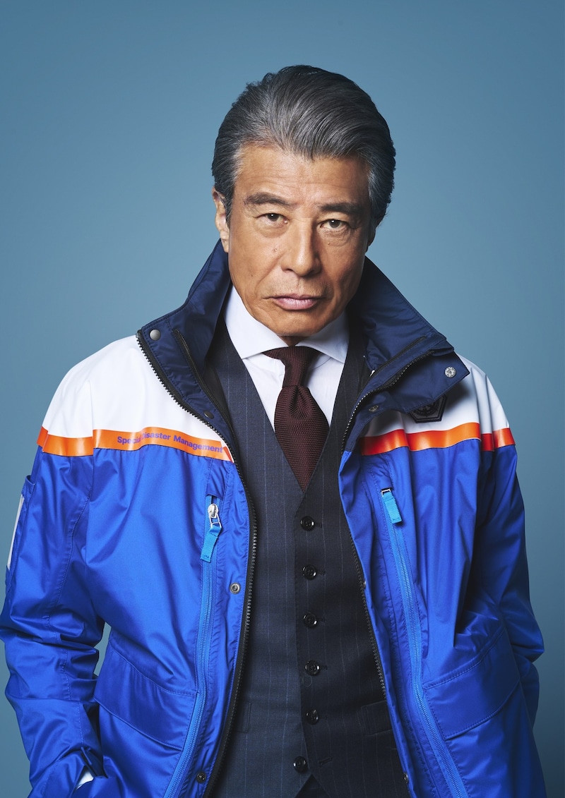 舘ひろし扮する園部肇一。(c)フジテレビ