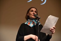 ノラ・トゥーミー氏