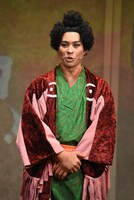 徳次役の西銘駿。