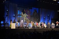 TVアニメ「異世界スーサイド・スクワッド」ステージイベントの様子。