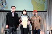 「化け猫あんずちゃん」ステージイベントの様子。左から近藤慶一プロデューサー、久野遥子監督、山下敦弘監督。