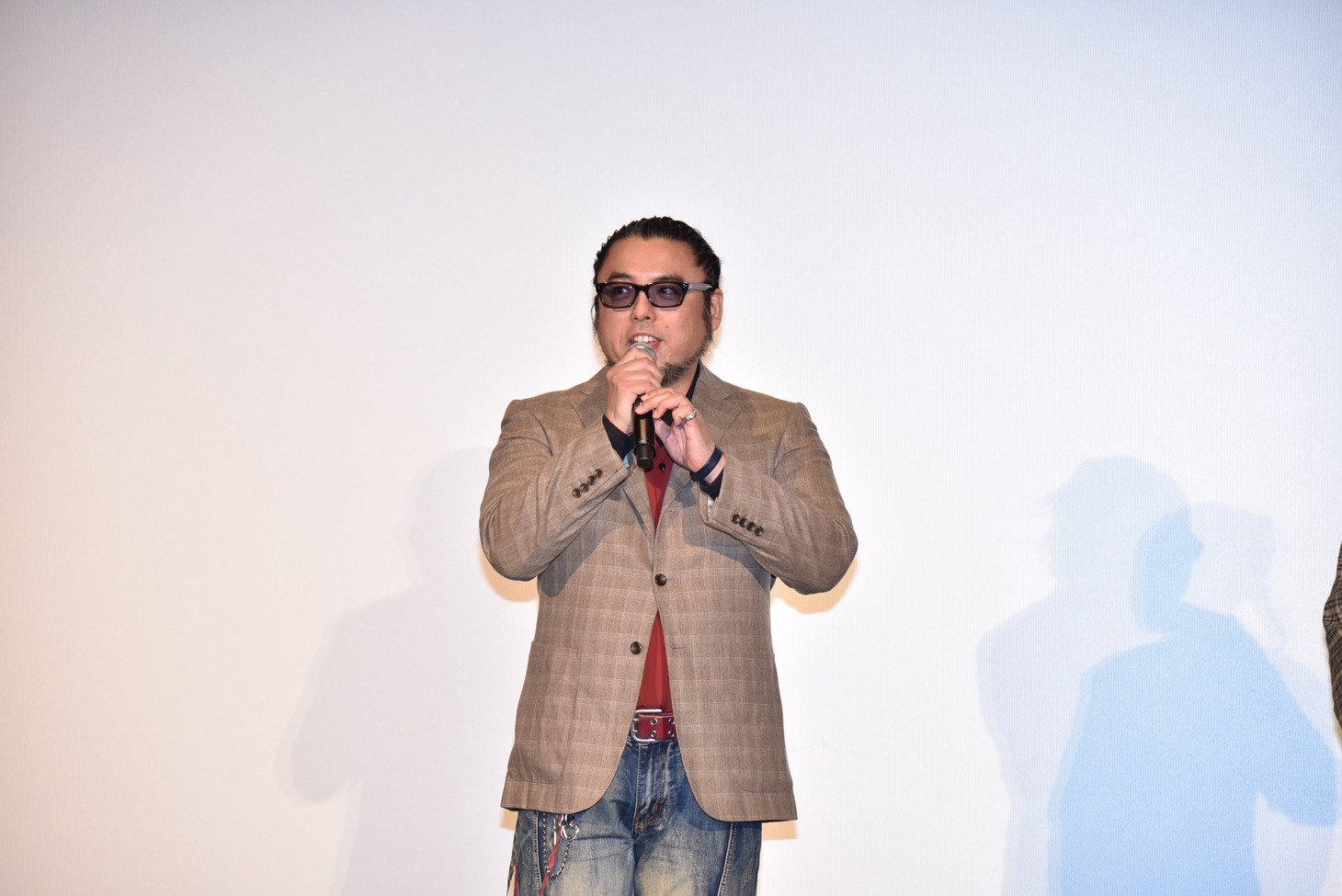 黒川智之