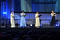 左から黒沢ともよ、朝井彩加、豊田萌絵、安済知佳。