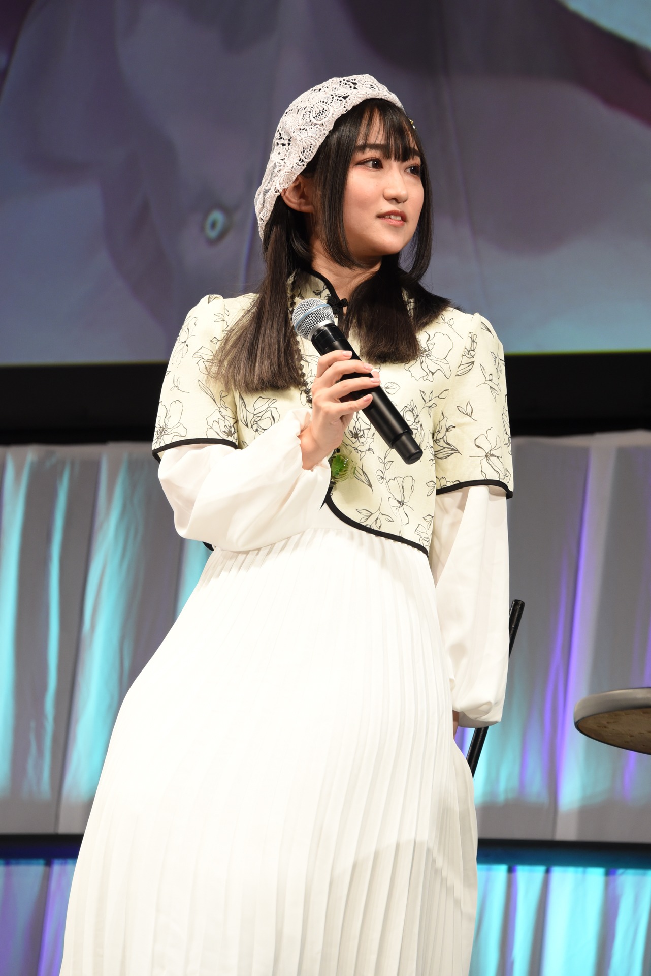 悠木碧