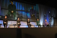 左から小野大輔、渡部俊樹、榎木淳弥、武内駿輔、橘龍丸。