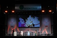 アニメ「〈物語〉シリーズ オフ＆モンスターシーズン」ステージイベントの様子。
