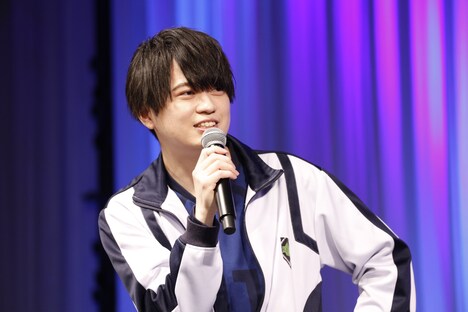 潔世一役の浦和希。