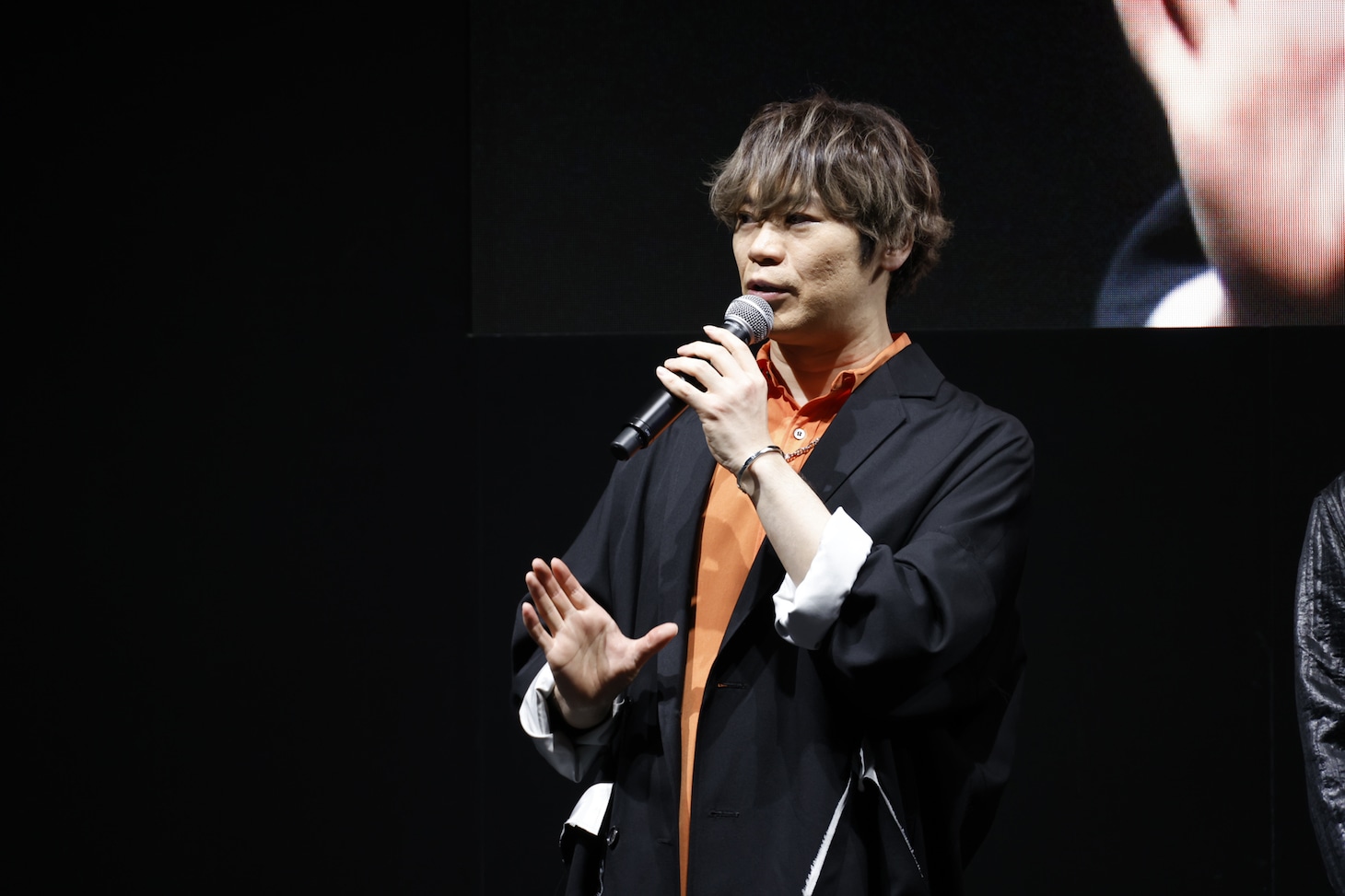 アルフォン役の古川慎。