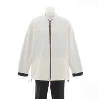 アルティメットまどかモデルのブルゾン。