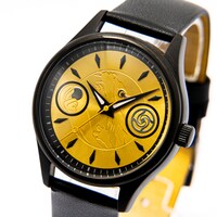 夏油傑モデルの腕時計。