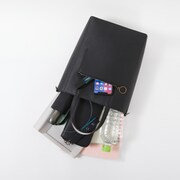 五条悟モデルのバッグ。