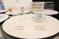 物販会場で販売されているグッズの一部。