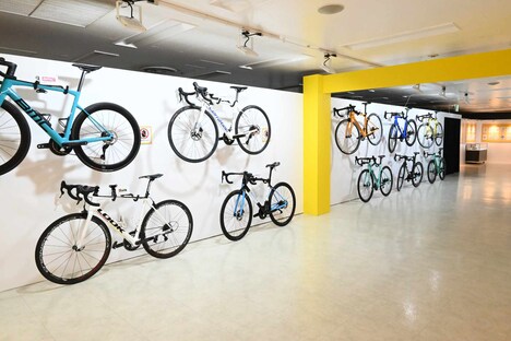 企業から贈られた自転車。