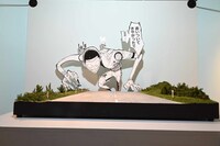 御堂筋に追いつかれるシーンを再現したジオラマ。