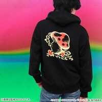 「ダンジョン飯 歩き茸同好会パーカー」着用イメージ