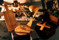 海外製の木製アイテム。