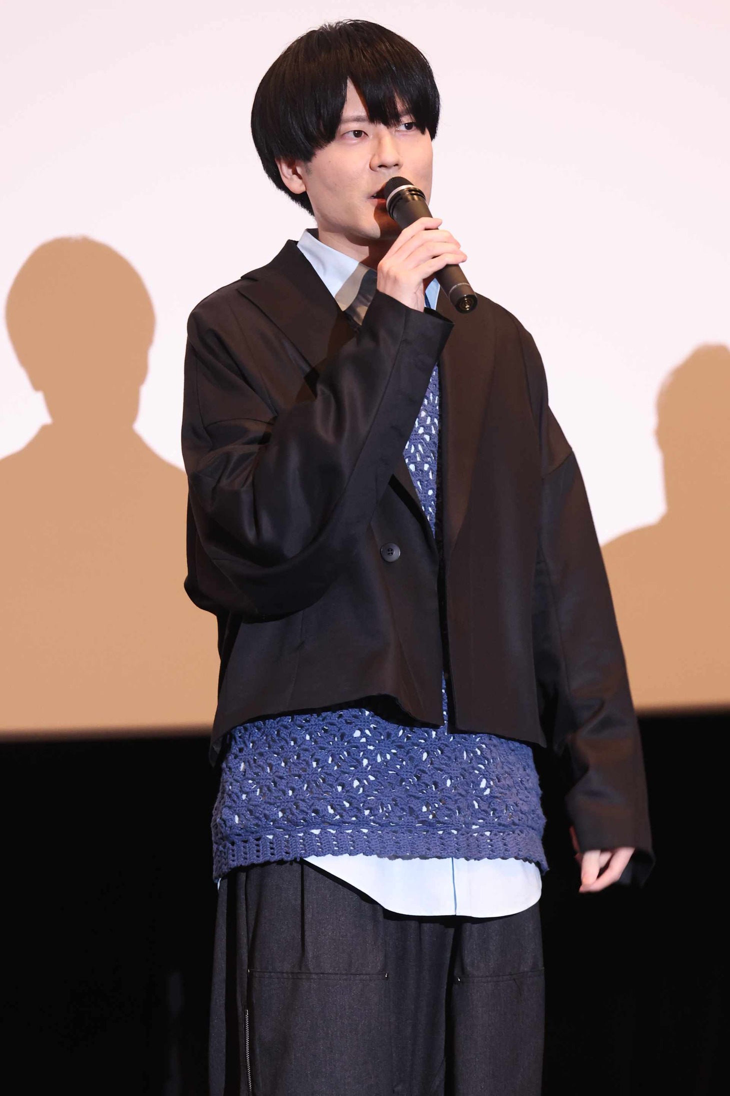 内山昂輝