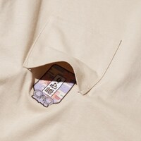 「名探偵コナン」とUTのコラボTシャツ。(c)青山剛昌／小学館