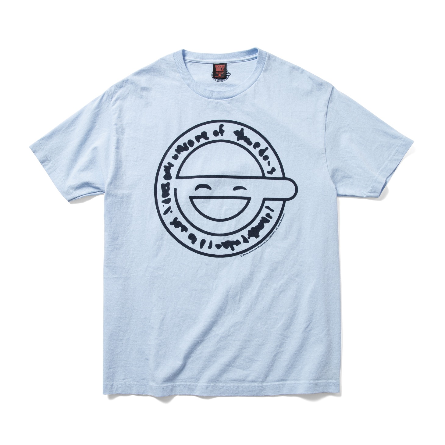 展示される「笑い男事件リアル発生キャンペーン用Tシャツ」。 (c)士郎正宗・Production I.G／講談社・攻殻機動隊製作委員会