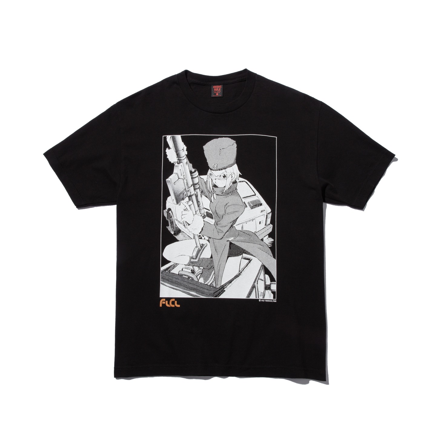 展示される「FLCL × GEEKS RULE SILKSCREEN PRINTING T SHIRT（キツルバミ）」。 (c)IG / GAINAX / KGI