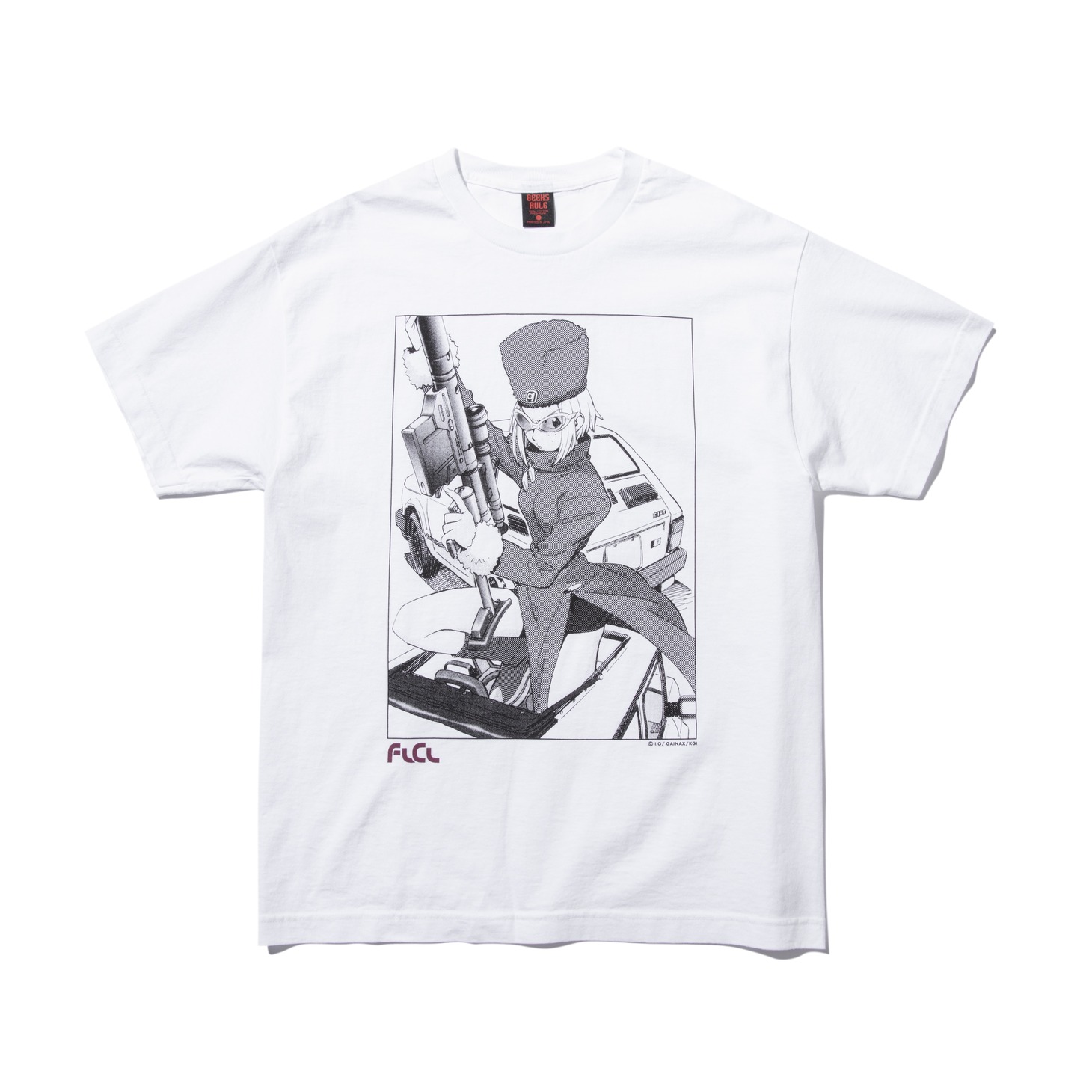 展示される「FLCL × GEEKS RULE SILKSCREEN PRINTING T SHIRT（キツルバミ）」。 (c)IG / GAINAX / KGI