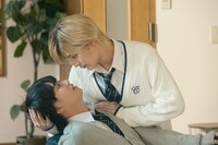 「絶対BLになる世界 VS 絶対BLになりたくない男 2024」の新規場面写真より。