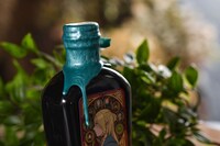 「『ダンジョン飯』オリジナルクラフトコーラ『マンドラコーラ』」