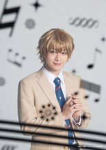 今牧輝琉扮する出井天使。