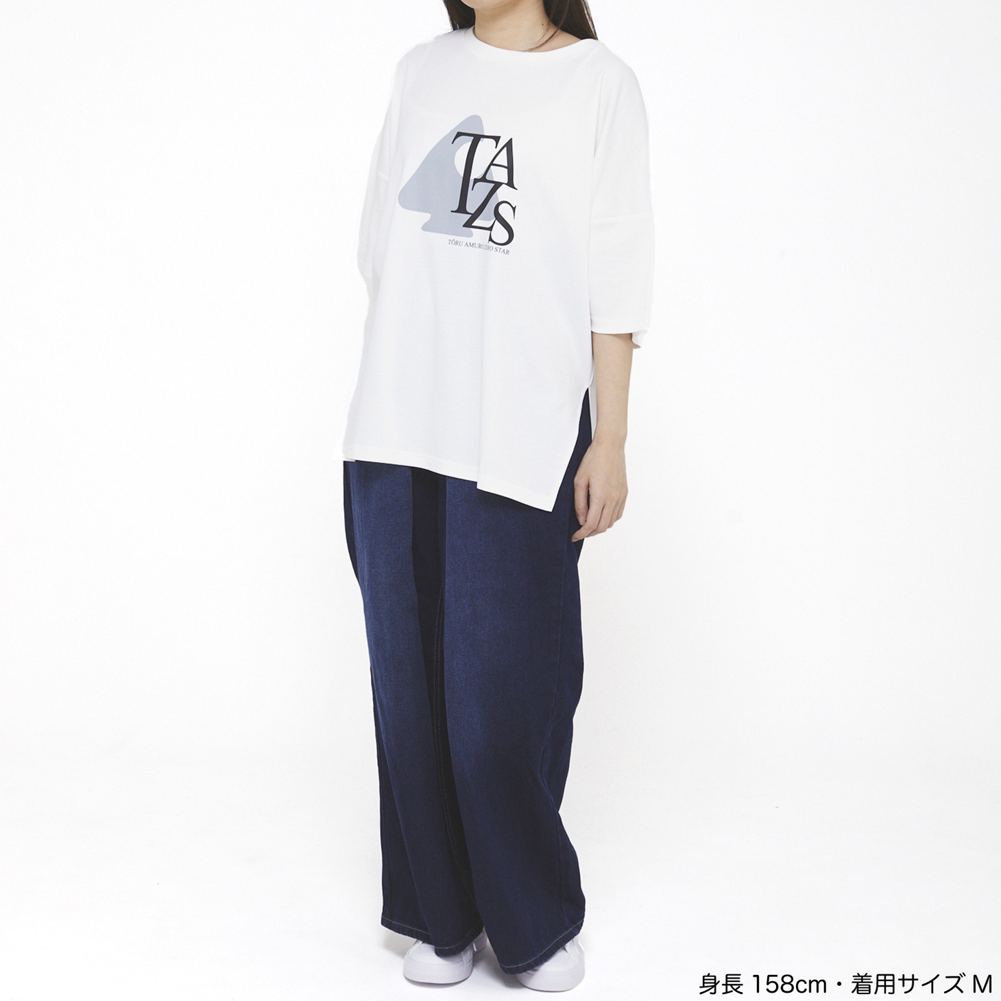 「TAZSロゴシャツ（安室透モデル）」着用イメージ