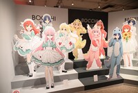 キャラクターのスタンディパネル。