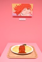 劇中の小物を再現して展示するコーナー。