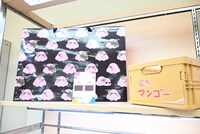 「アニメ『ぼっち・ざ・ろっく！』展」で販売されるグッズ。