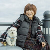 松本梨香と愛犬・まんる。