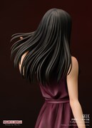 「伊藤潤二×藤本圭紀『富江』コラボレーション・スタチュー」