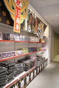 SHIBUYA TSUTAYA6階IP書店の様子。