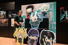 一日店長として店内を巡回する福西勝也。