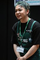 ファンと会話が弾む福西勝也。