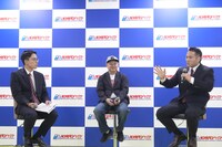 トークセッションの様子。