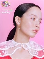 Sailor Moon storeとLiquemのコラボアイテムの着用イメージ。