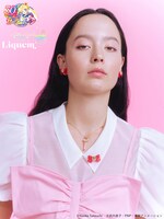 Sailor Moon storeとLiquemのコラボアイテムの着用イメージ。