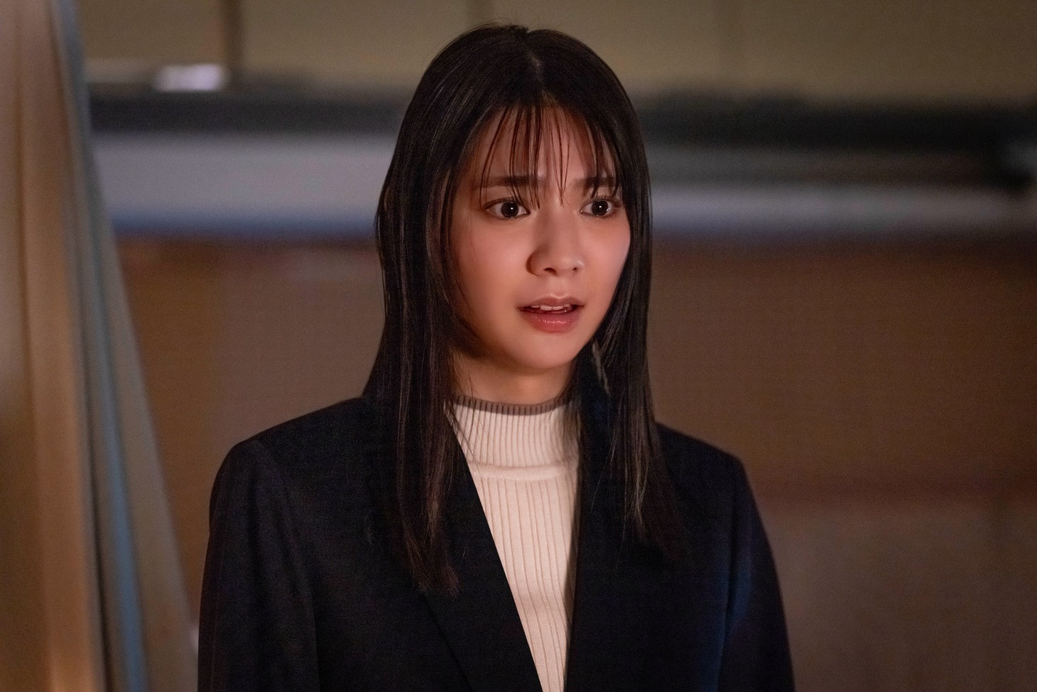 川津明日香演じる白石沙希。