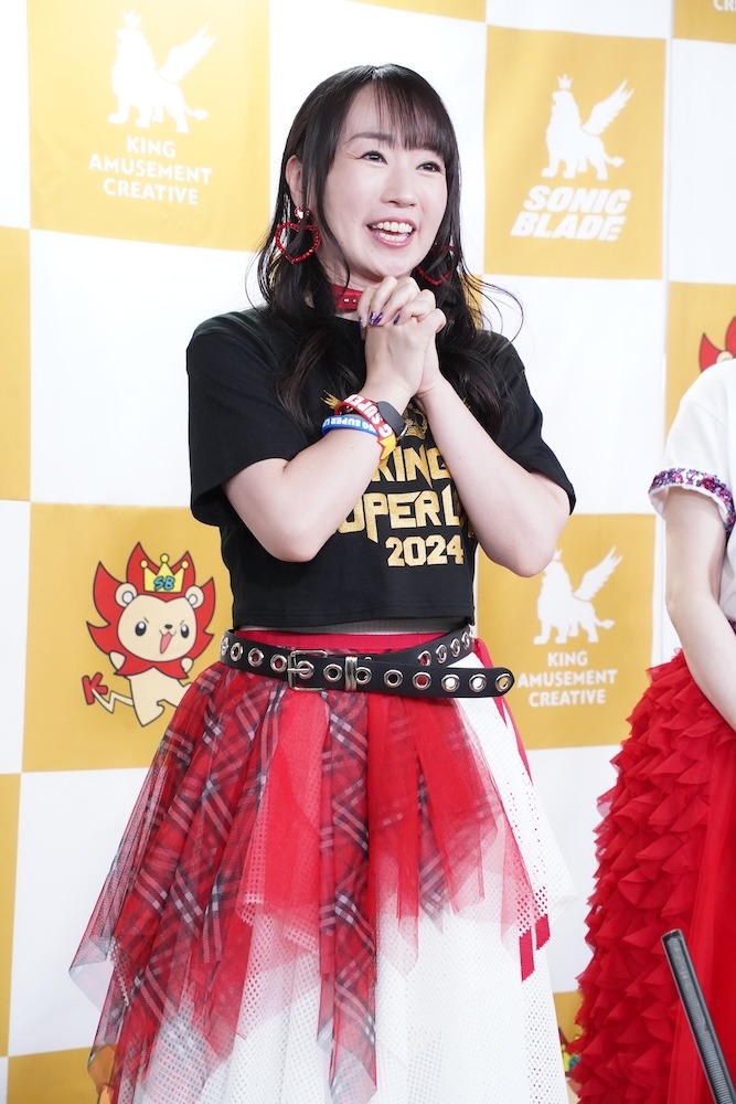 水樹奈々